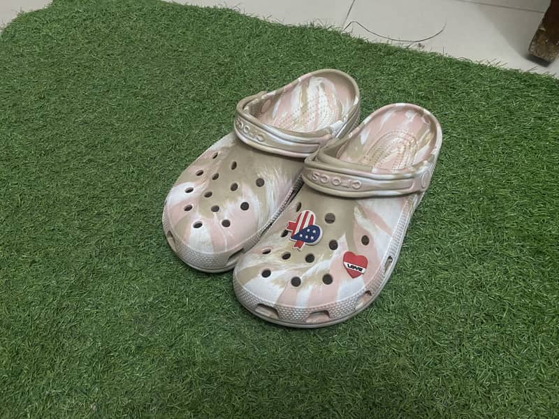 Crocs 3