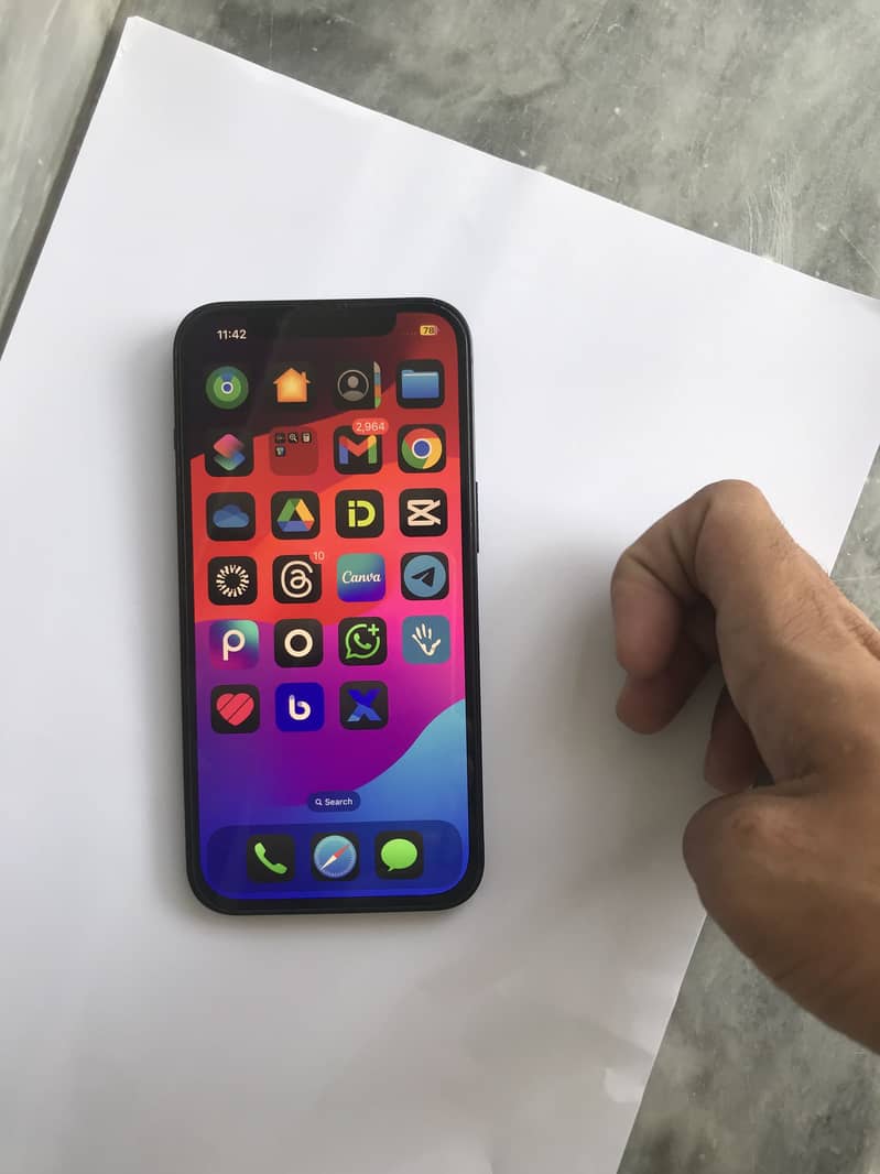 IPHONE 13 0