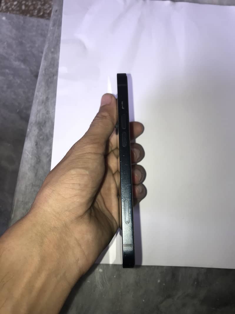 IPHONE 13 2