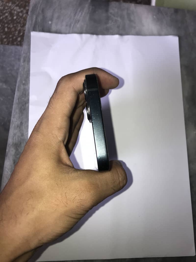 IPHONE 13 3