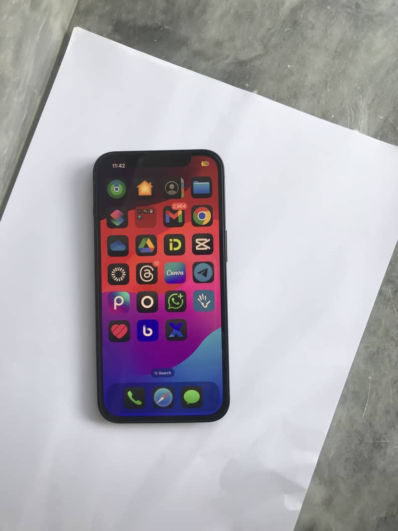 IPHONE 13 8