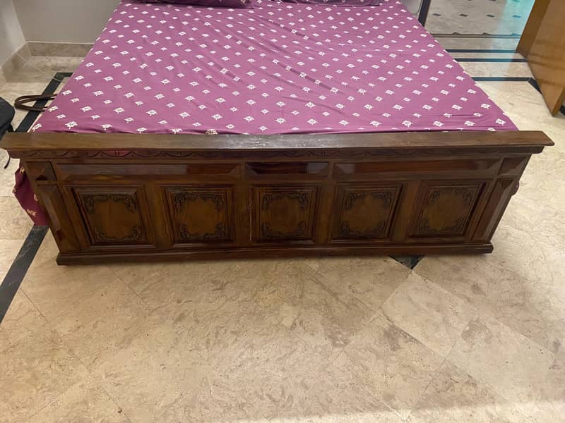 Solid Sheesham wood New Bedset with Dressing Table 2