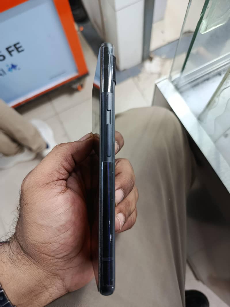 Goggle Pixel 6a 3