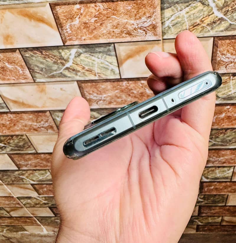 OnePlus 12 5