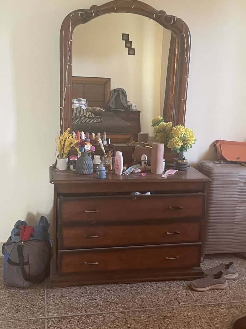 Dressing table 2