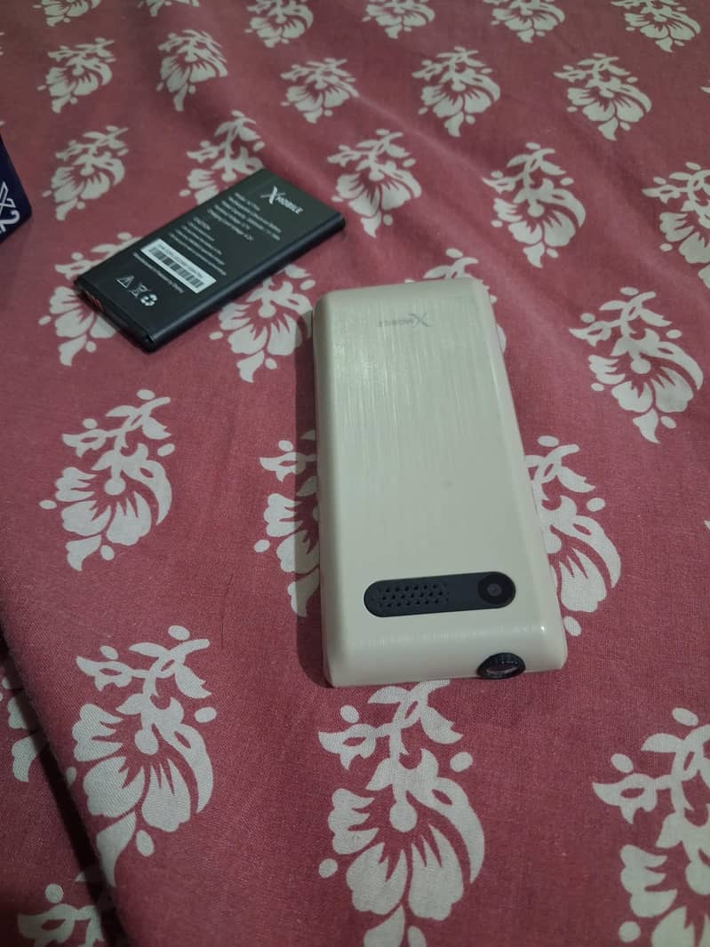 x mobile 4