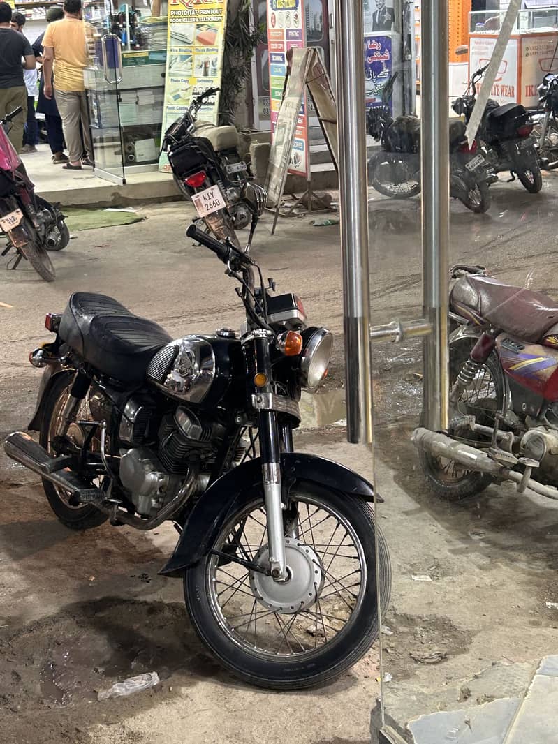Honda CD 200 Roadmaster 1982 – Original Condition - Standard Bikes ...