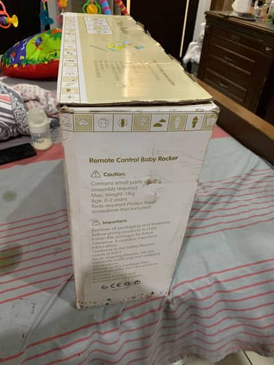 baby swing in excellent condition