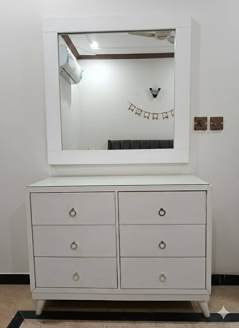 Bedroom Set 0