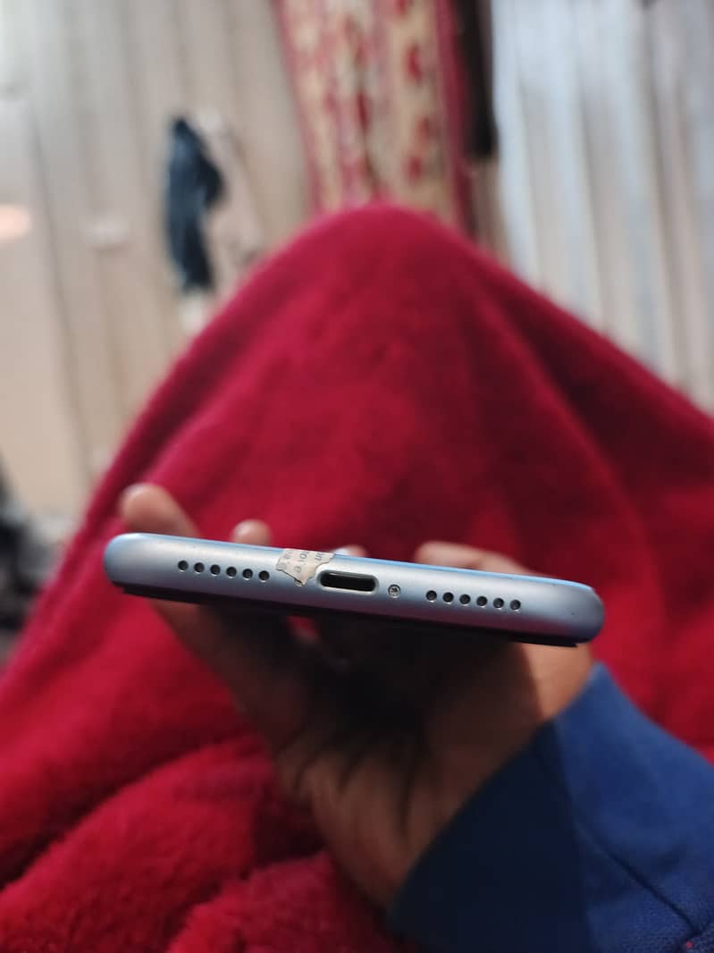 iPhone 8