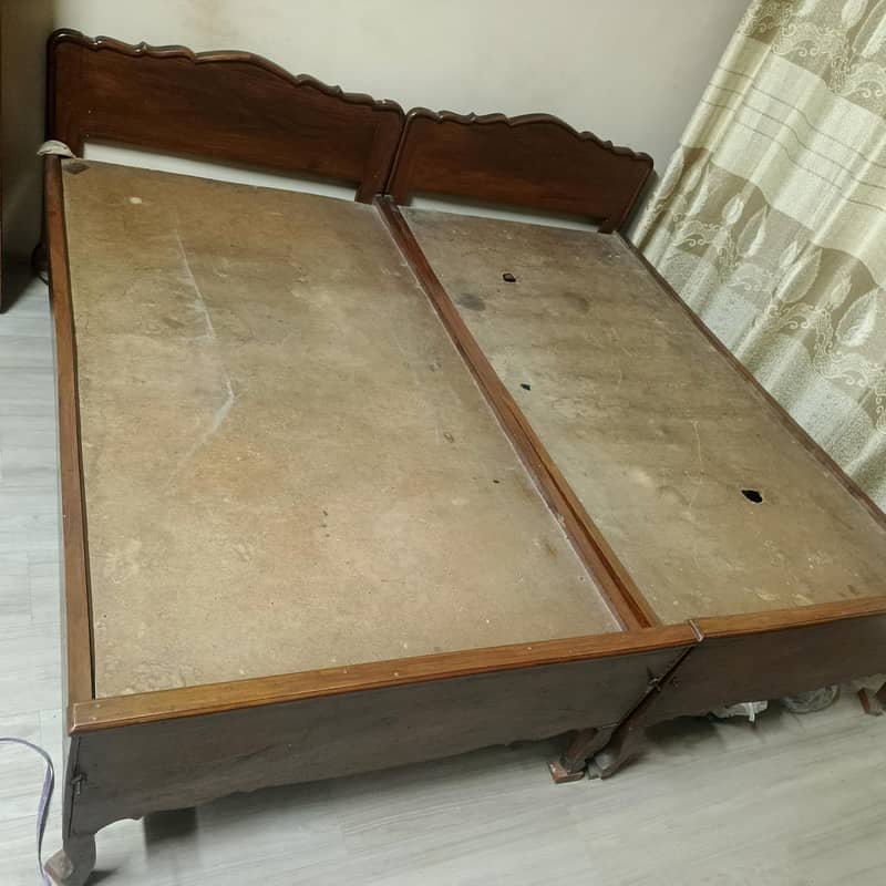 Single Bed 0