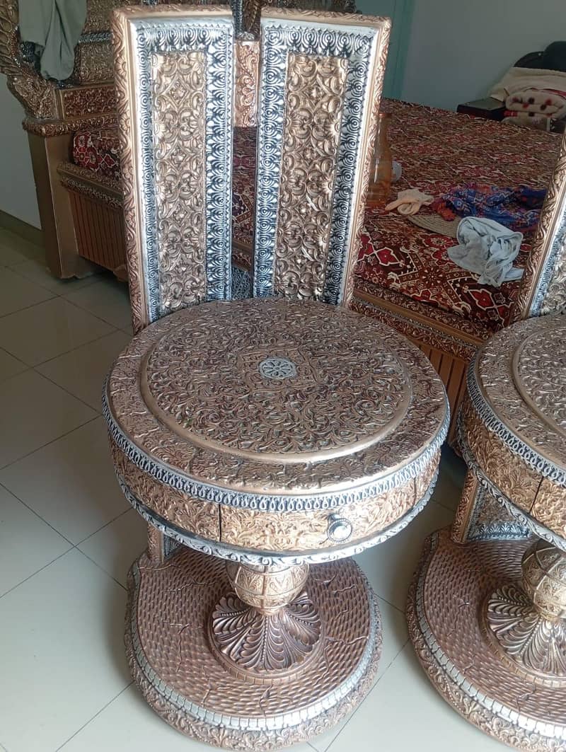 Bed with side Tables 3