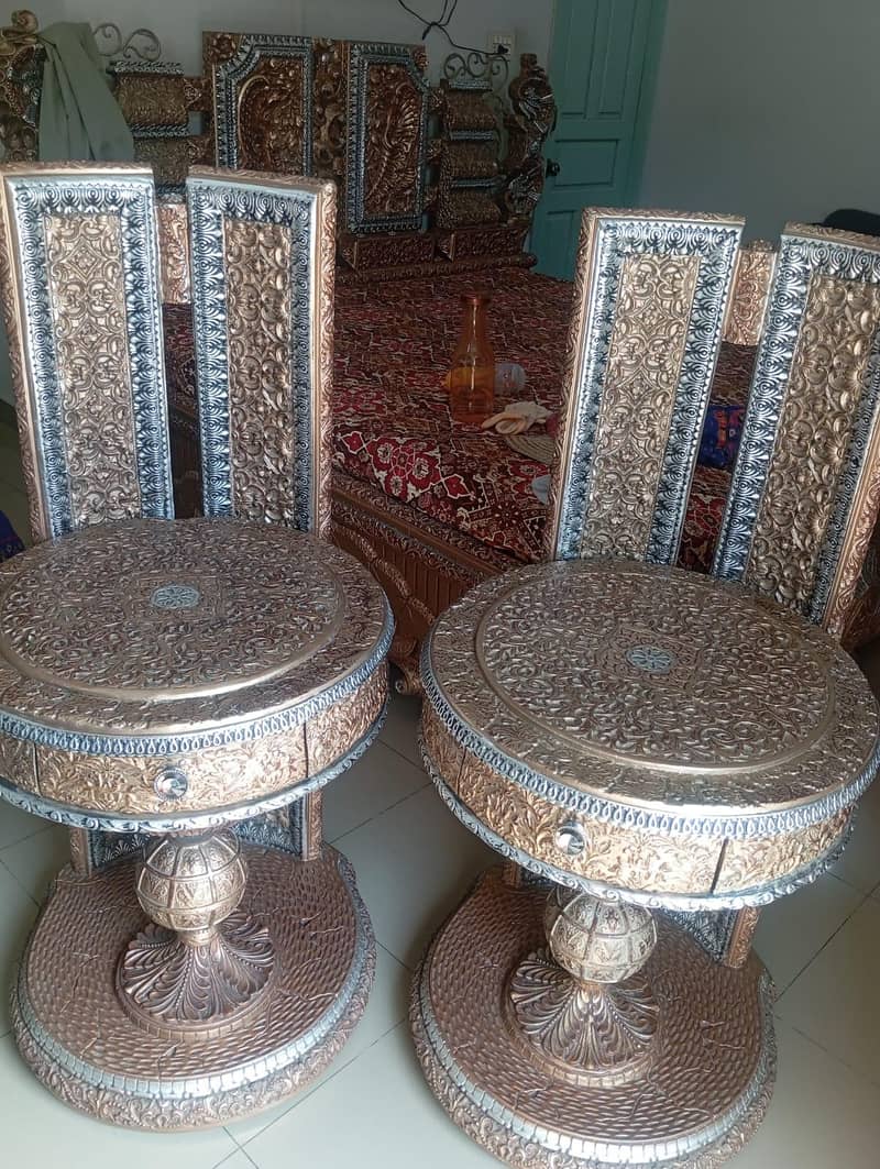Bed with side Tables 6