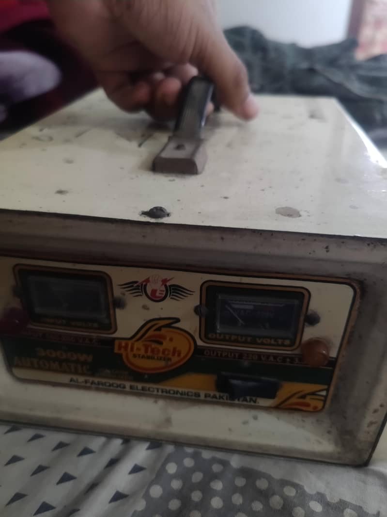 3000W automatic stabilizer 2
