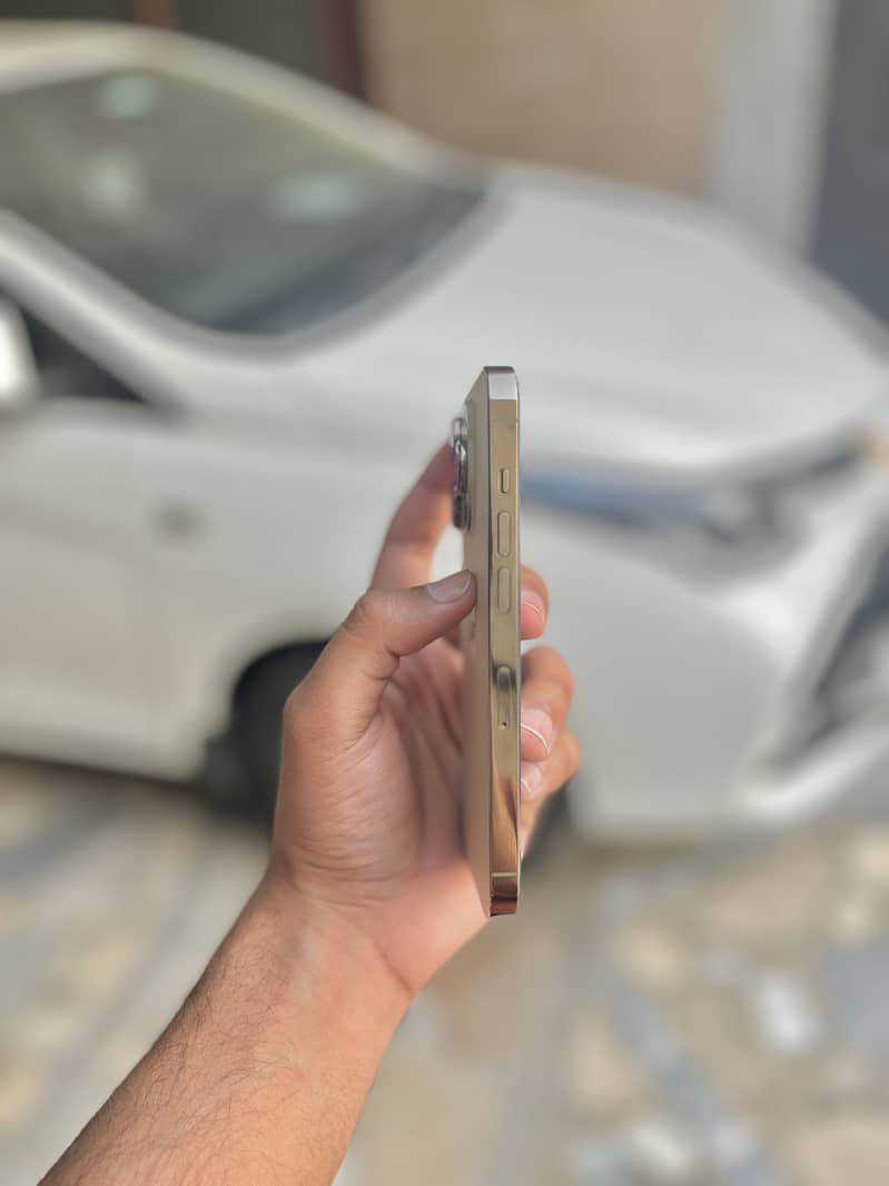 Iphone 14 pro 3