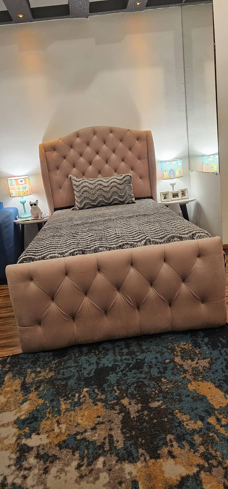 single bed 0