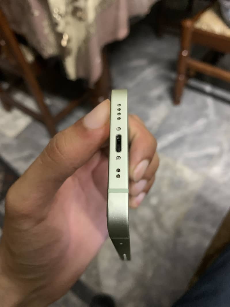 iPhone 12 mini 8