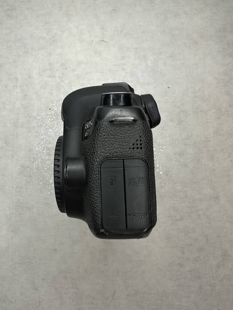 6D full frame camera body : 2