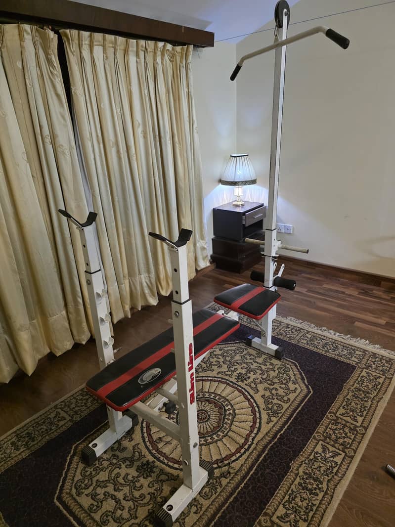 Slimline Bench + Lat Pulldown 2