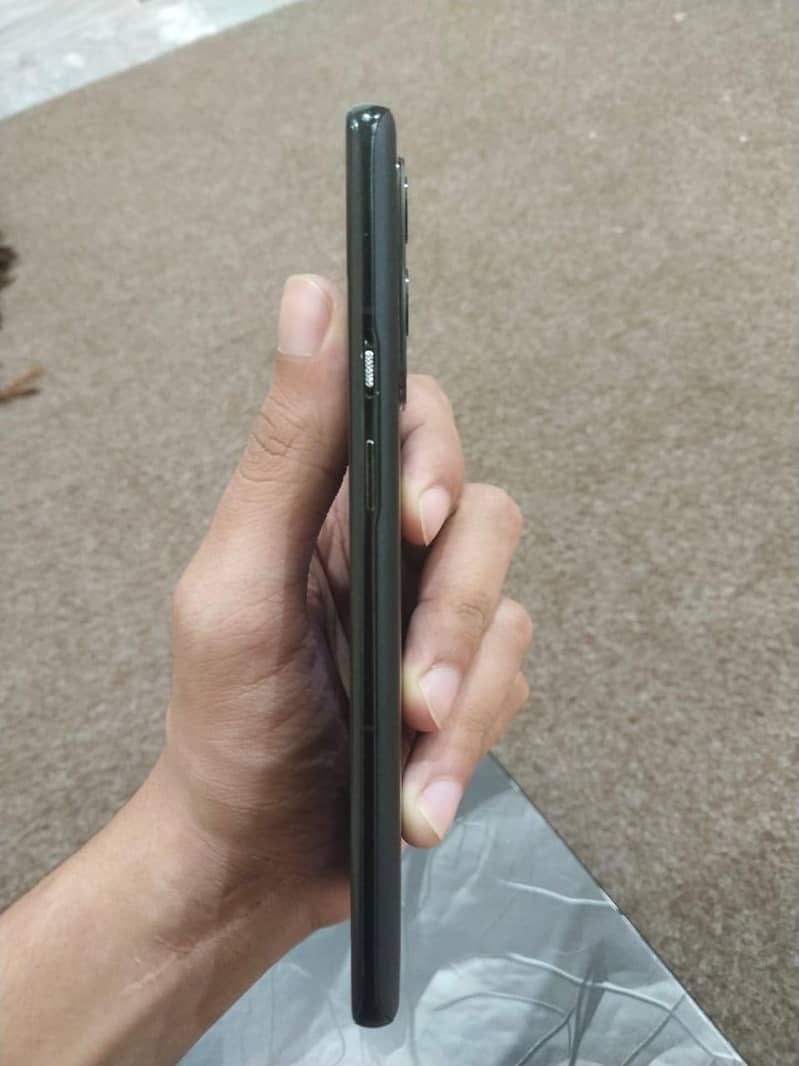 OnePlus 9 Pro 4