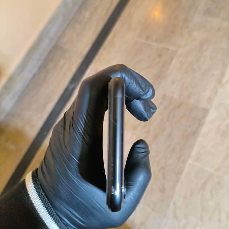 iphone xr 1