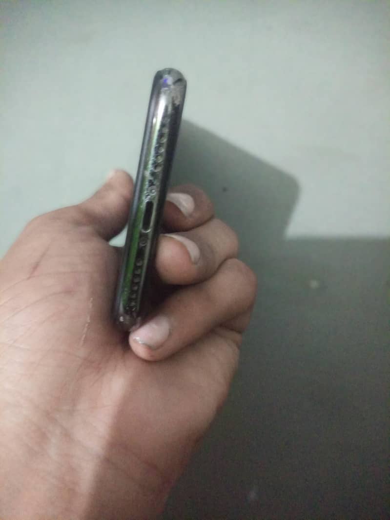 iphone X pTA 1