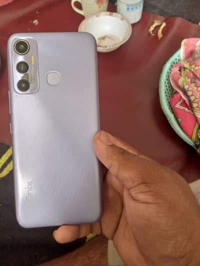 Infinix hot 11