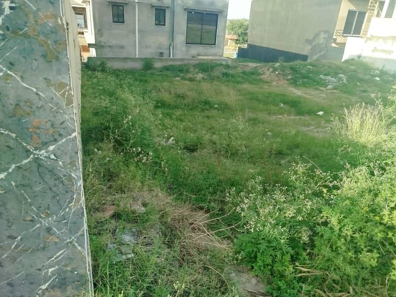 Plot for sale 0