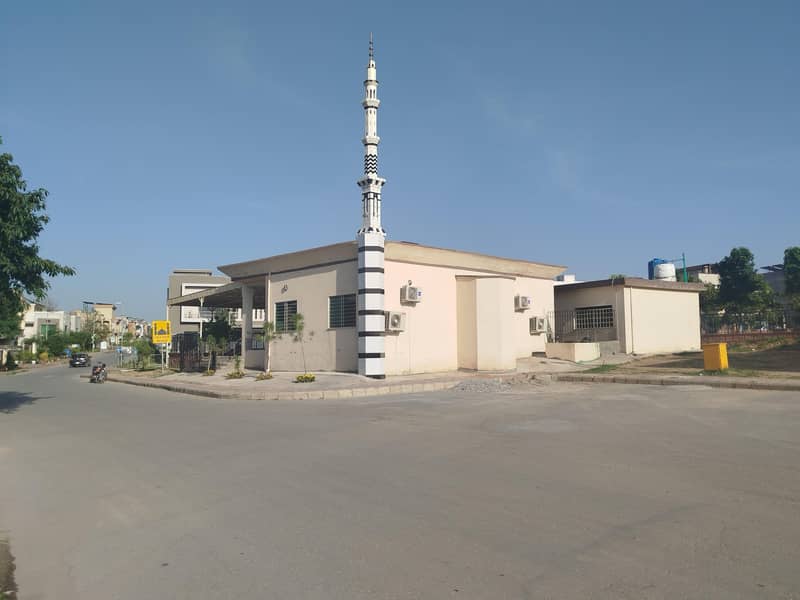 Plot for sale 8