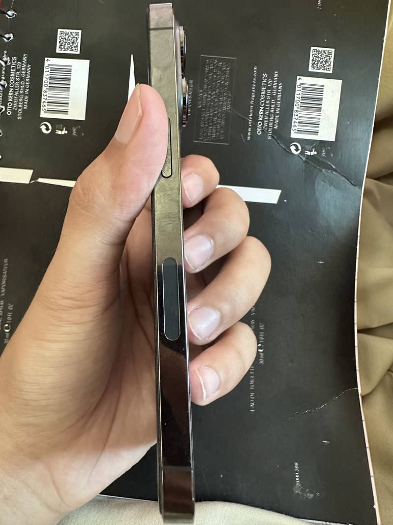 iphone 13 pro 4