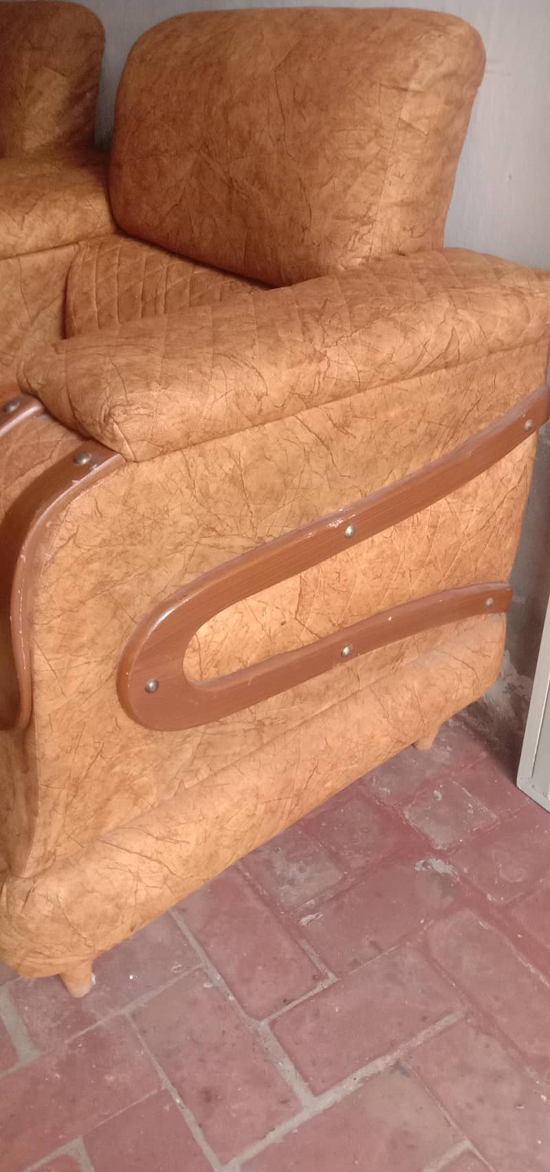 5 seaters sofas 3