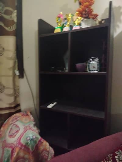 Bookshelve for sales in excellent condition (almost new)