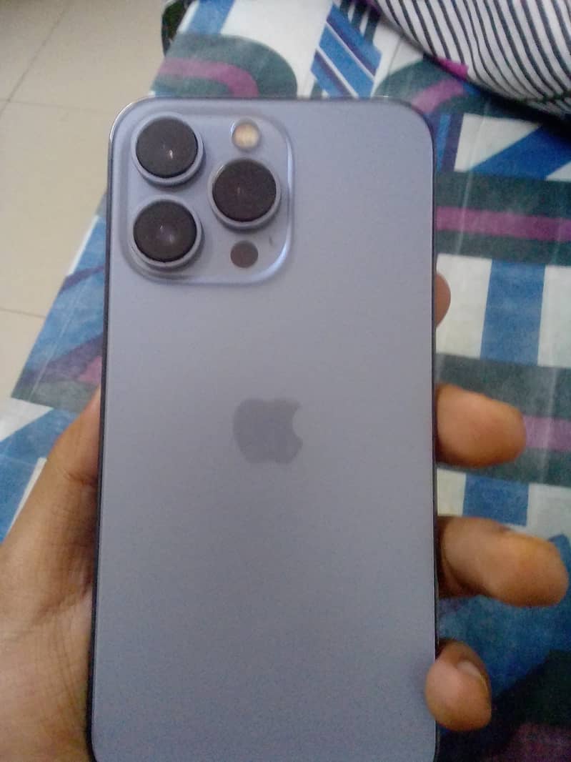 iPhone 13 pro 2