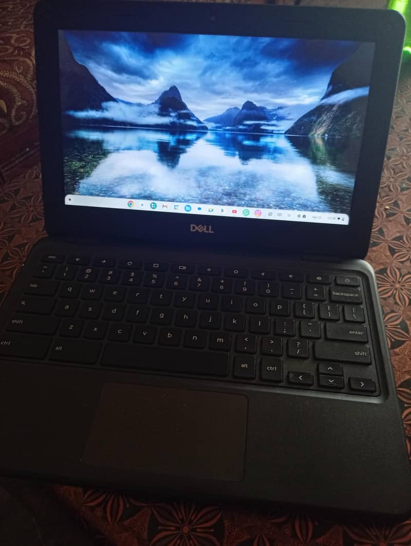 CHROMEBOOK 0