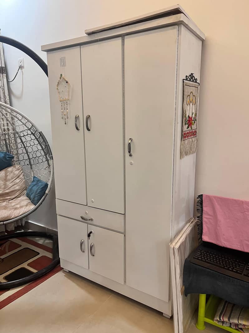 wardrobe and dressing 1