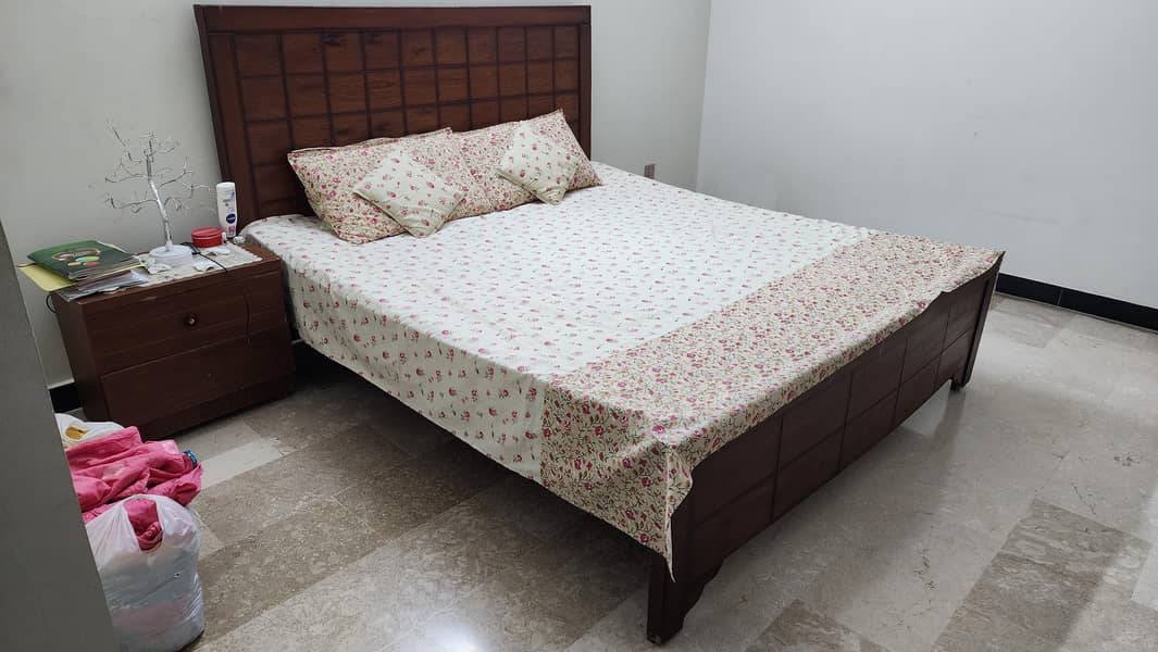 king size double bed 3