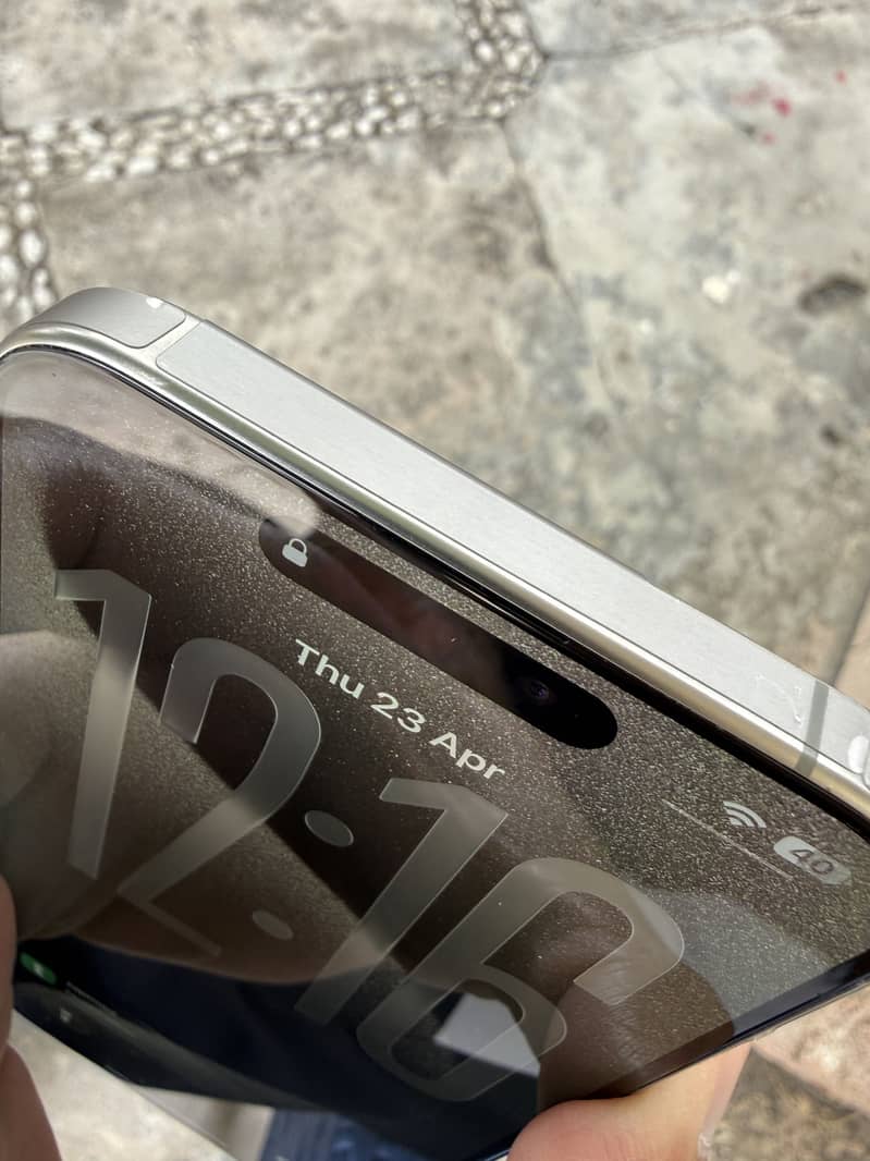 Apple iPhone 15 Pro Max 6