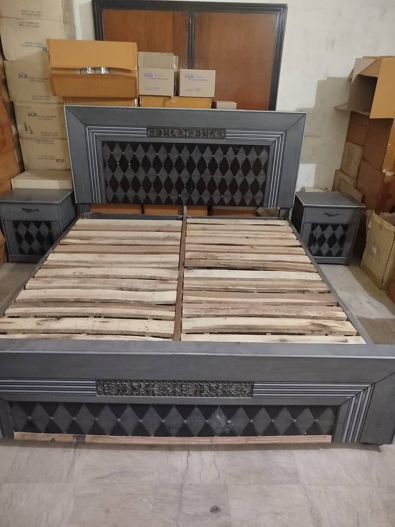 King size bed 1