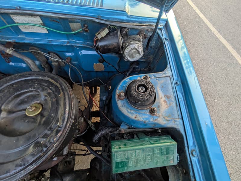 82 Corolla 3