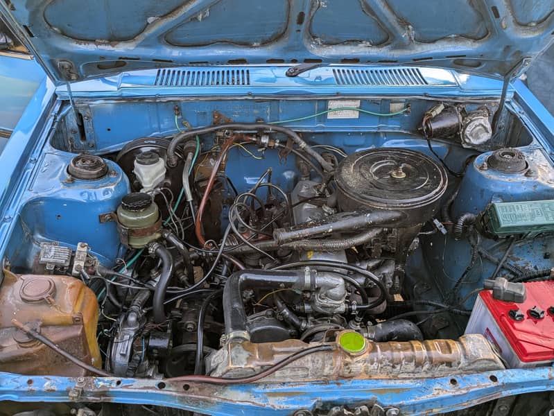 82 Corolla 11