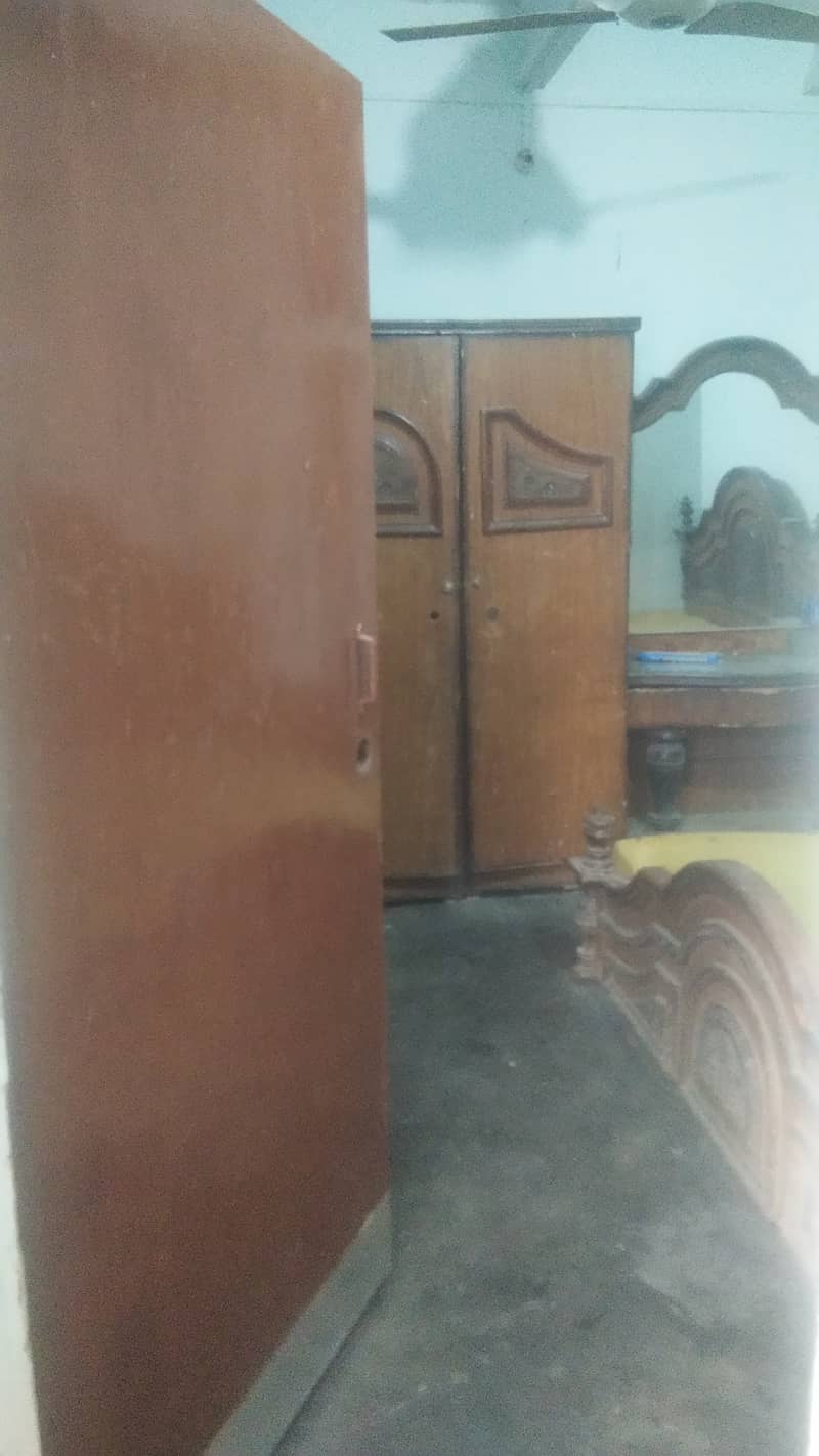 House 4