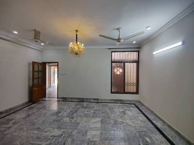 G-10/3 40*80 Sun Face Ideal Location Triple Storey House For Sale