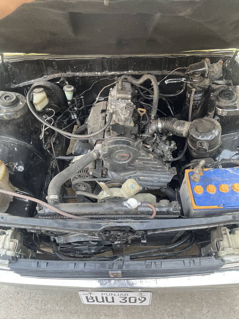 Corolla 1982 6