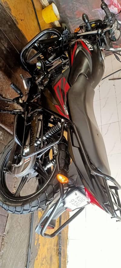 suzuki gr150 model 2021/6 month karachi.