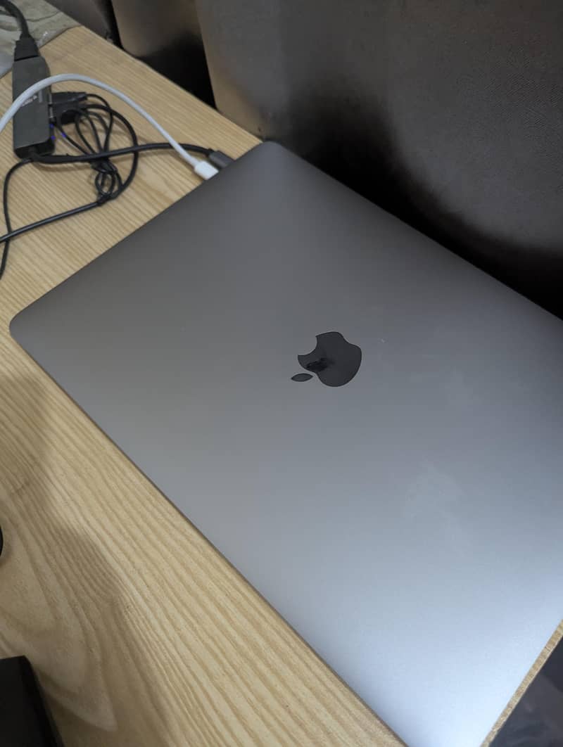 MacBook pro 2019 1