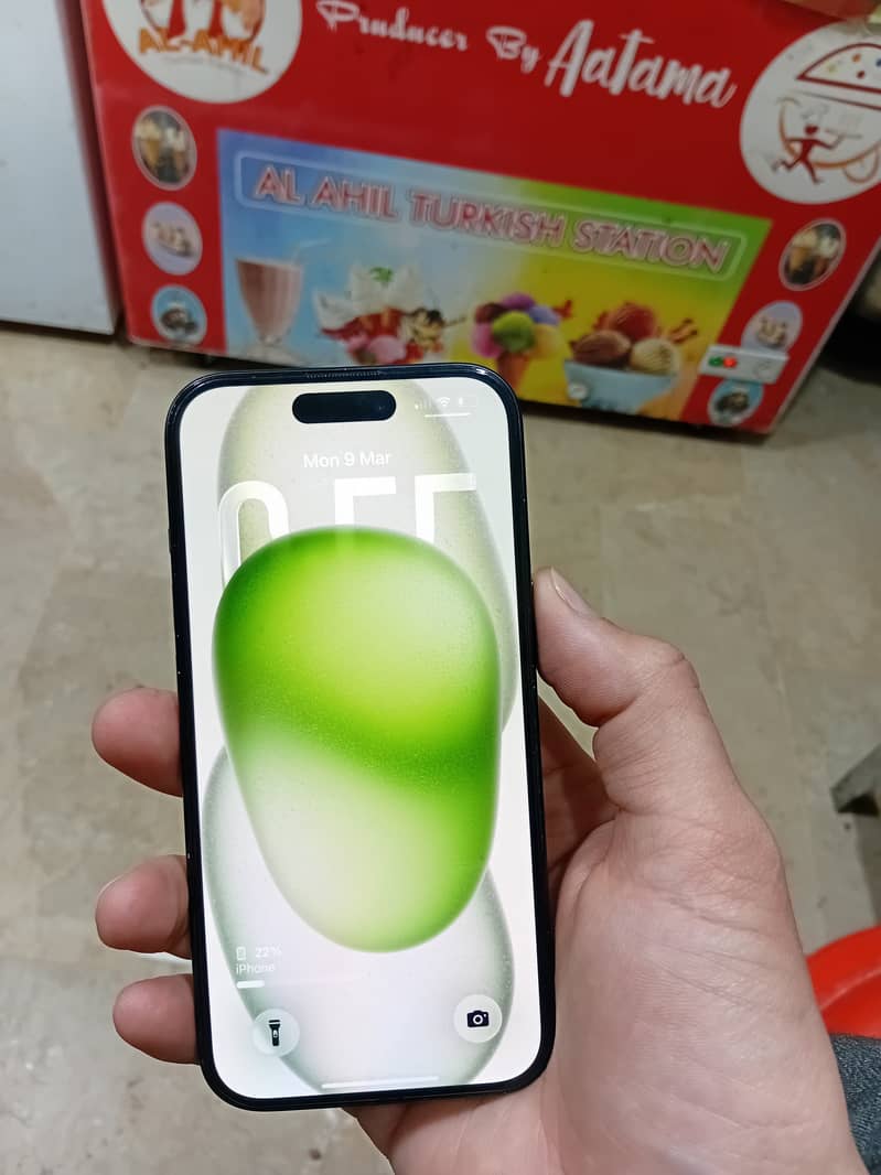 iPhone 15 1
