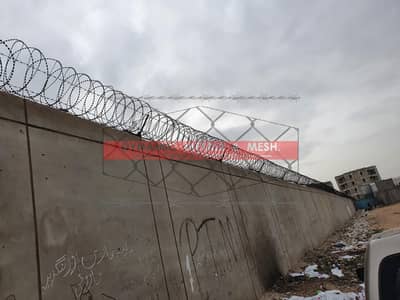 Chain Link Fence, Weld Mesh, Hesco Bags, Razor wire, Barbed Wire, mesh