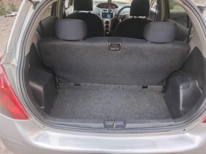 Vitz Genuine 10