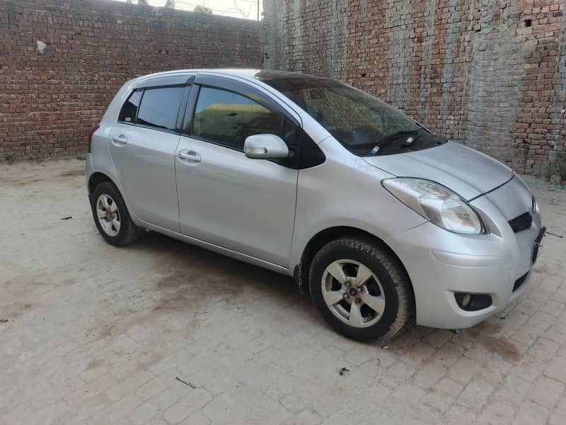Vitz Genuine 15