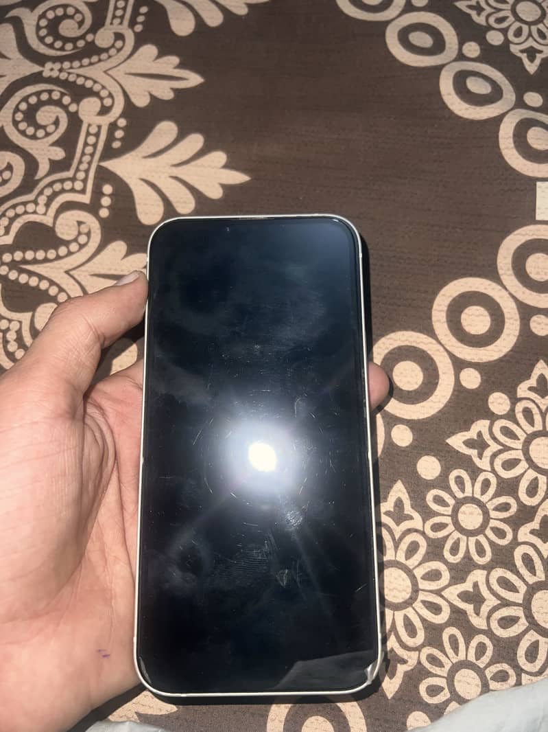 iPhone 14 Plus 3